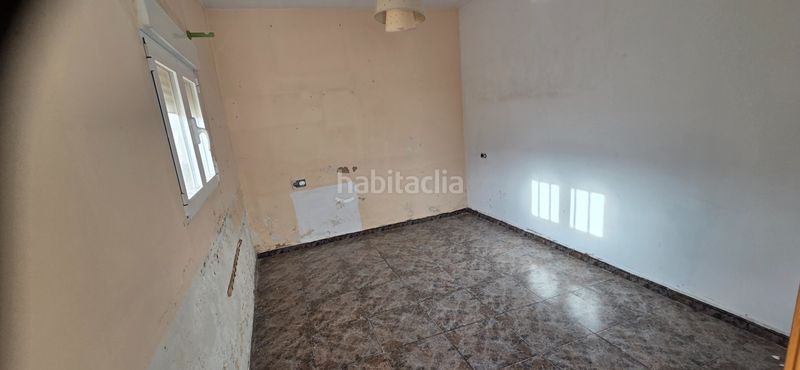 Foto 262ea395-7750-4009-afd1-ed9fbda68fd3. Casa adossada amb xemeneia a Partidas Norte Villena