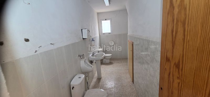 Foto e22741e4-3a03-4ac6-8f0e-79021e93b5c1. Nau industrial a Monòver