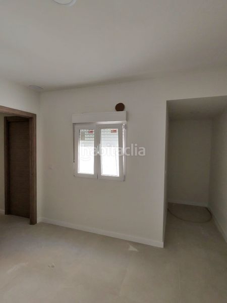 Foto dfc8ab20-484c-4ca8-8378-4acbd5f3d242. Casa adossada a Monòver