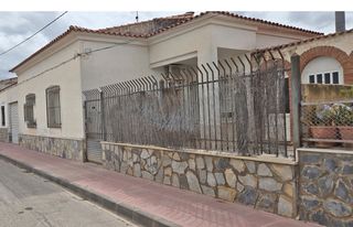 Casa a Algueña