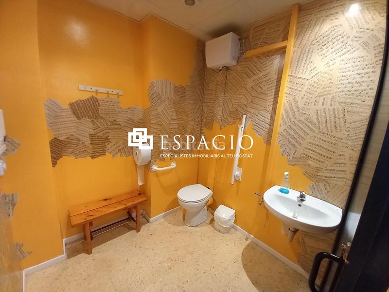 Foto a0a428fd-03be-4c11-a313-6d499f2fc2b4. Local comercial estupendo local en peramas!! en Peramàs Mataró