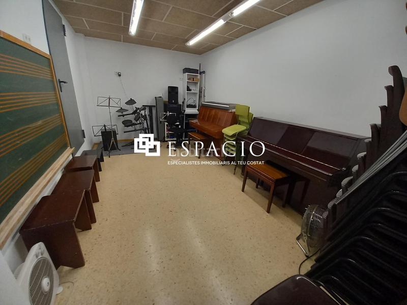 Foto f54a4ab0-7986-4e63-ba08-6692e7f3e4f4. Local comercial estupendo local en peramas!! en Peramàs Mataró