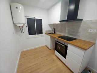Rez-de-chaussée à Cerdanyola Nord. Acogedor bajo reformado en mataró  cerdanyola nord