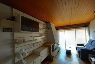 Flat in Cerdanyola Sud. Estupendo piso con ascensor junto policia nacional!!