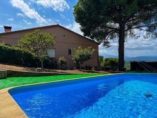 Chalet in Terrabrava - Tordera Parc. Espectacular casa en parc tordera con gran parcela, piscina y to
