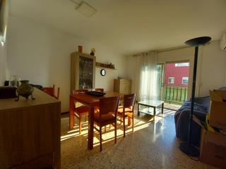 Appartement à Cerdanyola Sud. Estupendo piso de grandes dimensiones en cerdanyola!!