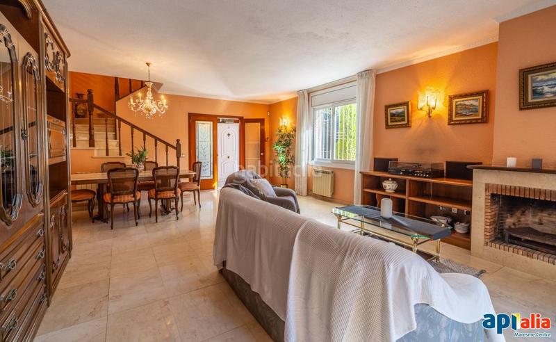 Foto 88d32b13-54f5-4f99-9eb9-4df58913a0e3. Haus mit heizung parking in Califòrnia-Santa Madrona Masnou (El)