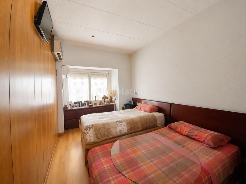 Foto c9fec042-ba25-4309-a7e3-06b86224f414. Casa a Cerdanyola Nord Mataró