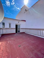Dachwohnung in Cerdanyola Sud. Ático dúplex con 4 habitaciones y 3 terrazas!!!