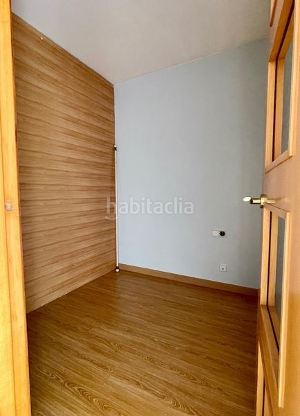 Foto bc7ce01a-8f79-4831-b49a-d0f506aa4b32. Àtic amb calefacció a Cerdanyola Sud Mataró