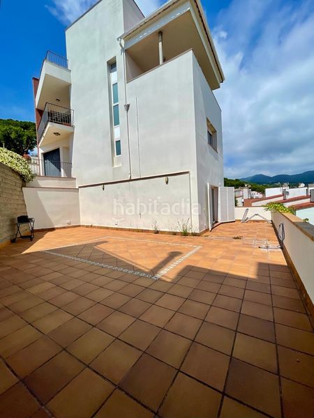 Foto bde9bc25-50c9-435e-aa2e-e5dff3e882e0. Casa amb calefacció aparcament a Caldes d´Estrac