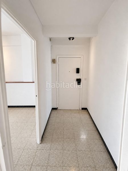 Foto ce3d5184-8794-4092-a2d6-1b0a6cad8be9. Piso oportunidad!! piso con ascensor junto a cami del mig! en Mataró