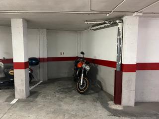Parking moto  Calle de nuestra señora de los dolores. Venta de plaza de garaje diseñada para tu comodidad.
