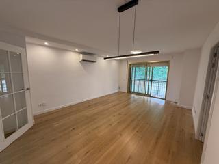 Miete Etagenwohnung  Gava
