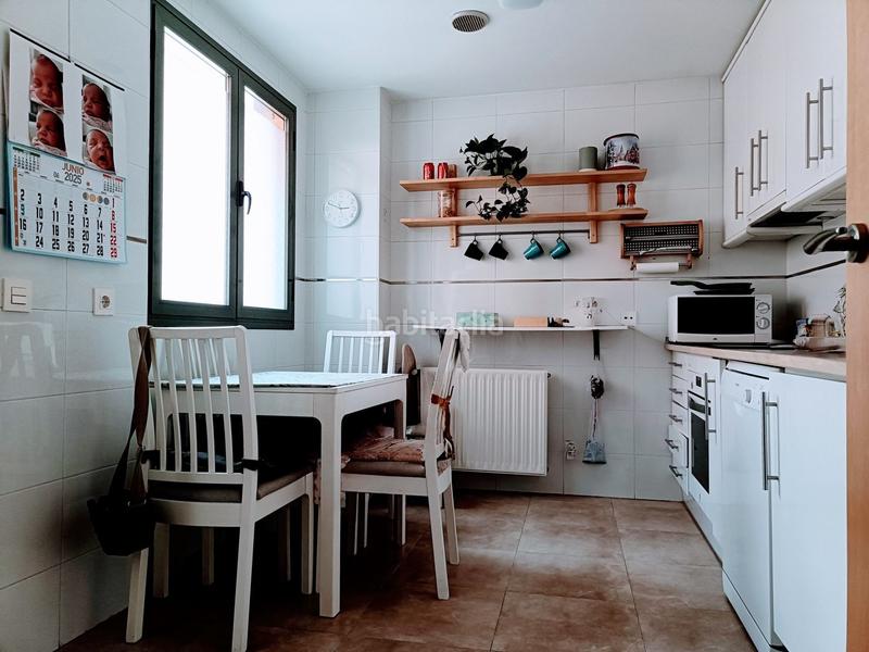 Foto 5bf850b7-bdbe-42e2-85fa-faded75a49c4. Alquiler piso en Las Tablas Madrid