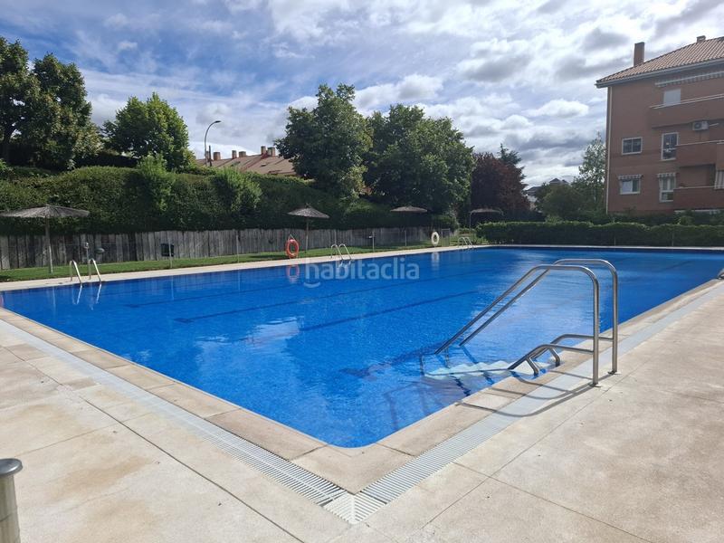 Foto 7b8f4f44-1276-4a18-b963-5f5b94825603. Location appartement avec chauffage parking dans Sector B Boadilla del Monte