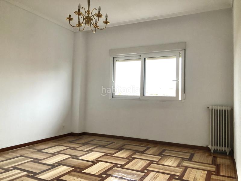 Foto 5bd0b13b-55b4-406e-82ad-e705da47f311. Rent flat with heating in Jerónimos Madrid