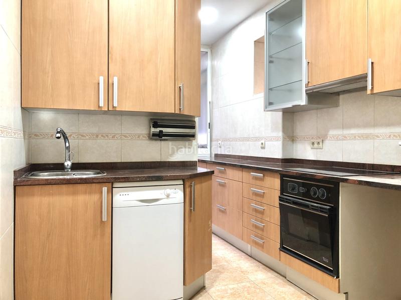 Foto 640d7973-965f-457f-925d-074104899c30. Rent flat with heating in Jerónimos Madrid