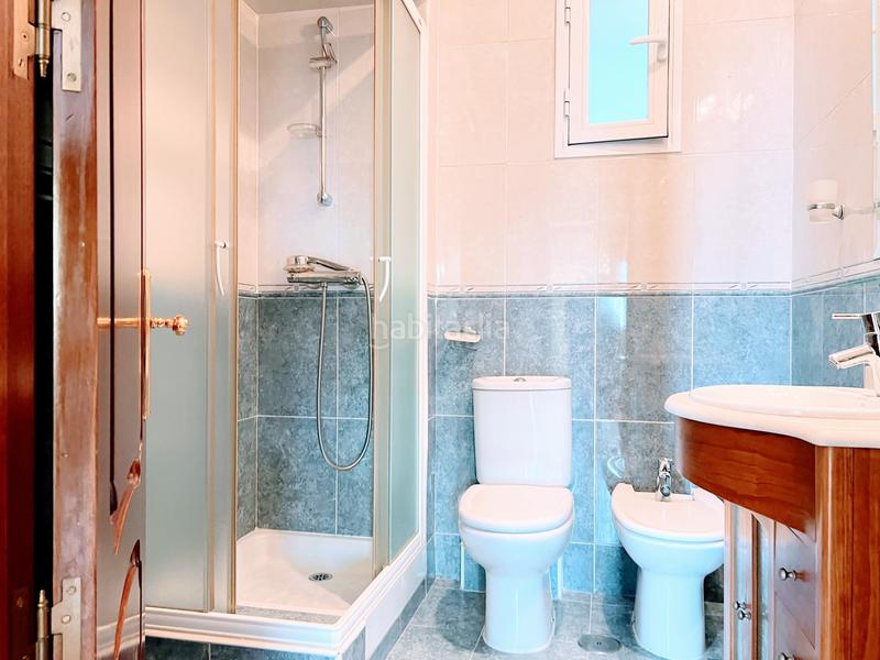 Foto b36ad5a7-7cdf-49ba-8404-903a70ade274. Rent flat with heating in Jerónimos Madrid