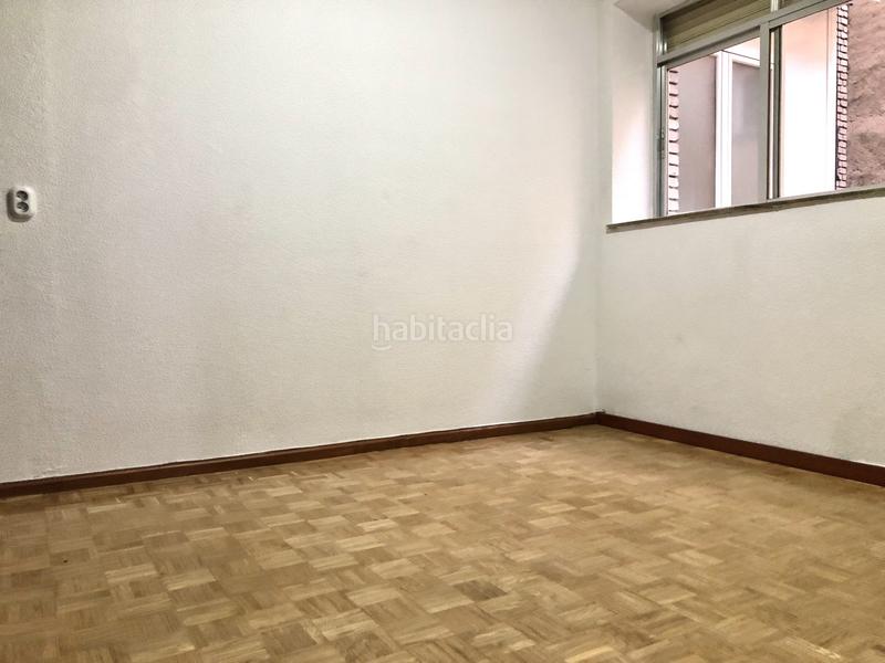 Foto b89b08bf-bdb9-4963-b436-b7ff1d96d4f5. Rent flat with heating in Jerónimos Madrid