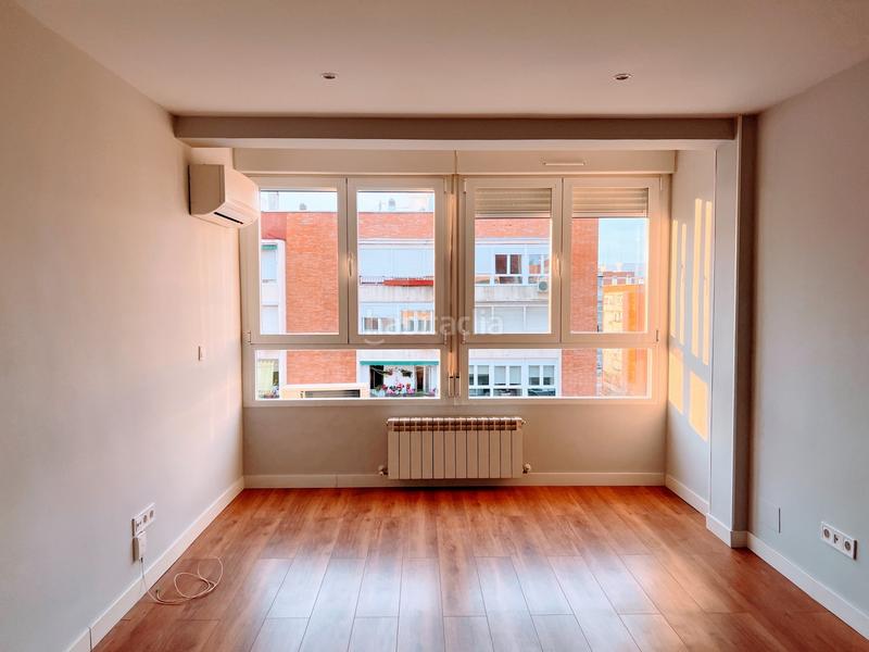 Foto 80f481e1-df03-4741-89c4-6e64114aaf83. Location appartement avec chauffage dans Pilar Madrid