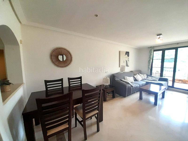 Foto e6fc5a7f-2fa0-4163-8e32-43f8a5d52f8c. Location appartement avec chauffage parking dans los arqueros - puerto del almendro Benahavís