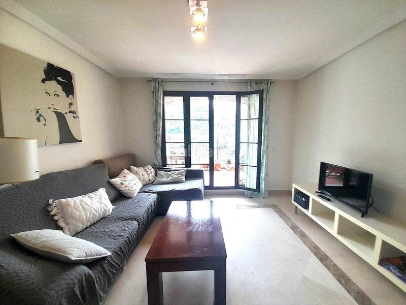 Foto b0294517-c2b4-44cd-8fd2-9dca54a3e53c. Rent flat with heating parking in los arqueros - puerto del almendro Benahavís