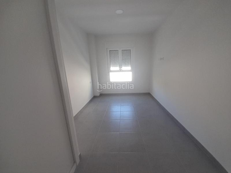 Foto d643f178-c10c-4668-933b-05e0679765cf. Miete etagenwohnung mit parking in Limonar Málaga