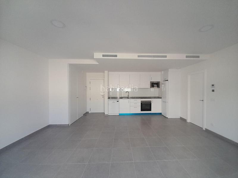 Foto 5568b2fd-d092-4c67-8890-9a8c6e08416c. Lloguer pis amb aparcament a Limonar Málaga