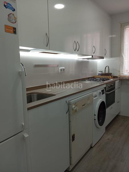 Foto d334baae-b682-4f5b-a39a-d51f48df7435. Alquiler piso en San Juan Bautista Madrid