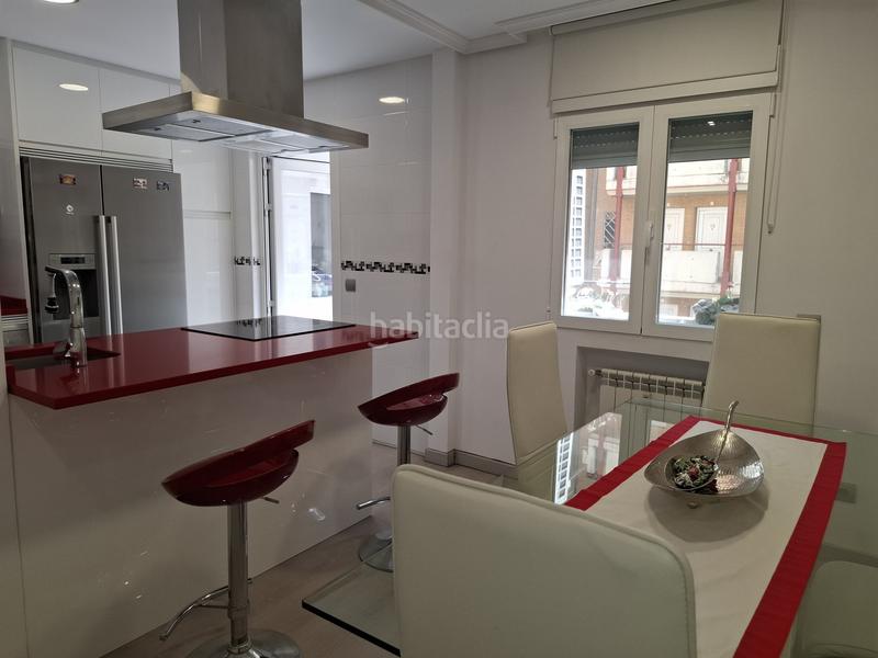 Foto f510e75f-9f92-4acf-9a0f-2de278ba992a. Location appartement dans Pacífico Madrid