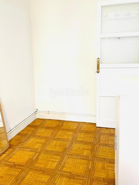 Foto 603ed4ab-5489-45ea-9198-3ad2d6bd1c35. Alquiler piso en San Isidro Madrid