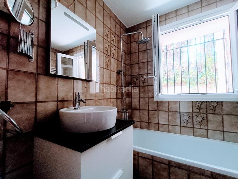 Foto 3831ade5-8bda-4d67-855f-7c0b2b50785e. Rent house with heating parking in Soto del Real