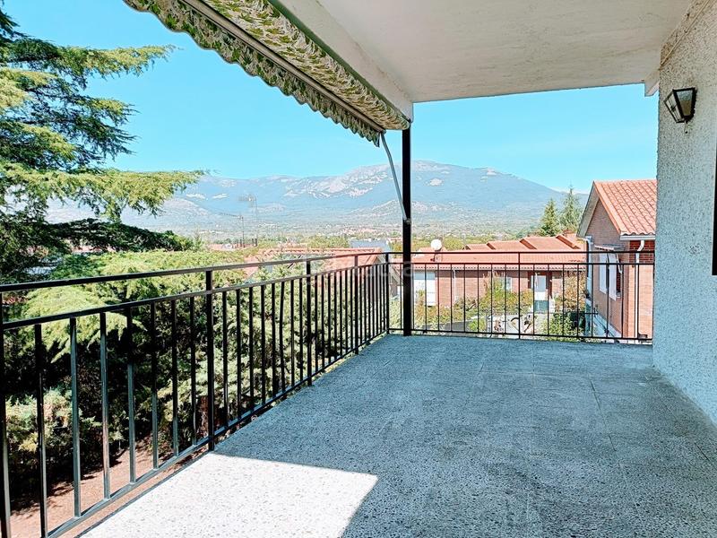 Foto f2b8457b-751d-4920-a399-0877ad59fe3b. Rent house with heating parking in Soto del Real