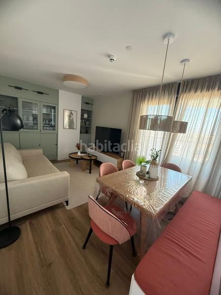 Foto b82f288f-b046-42d2-a1df-5e0831e31158. Miete etagenwohnung mit parking in Martiricos - La Roca - La Rosaleda Málaga