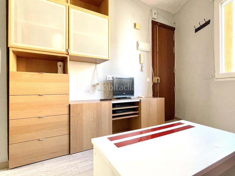 Foto 0293f613-42c8-4015-a0f0-8f34f95a6206. Piso en Adelfas Madrid