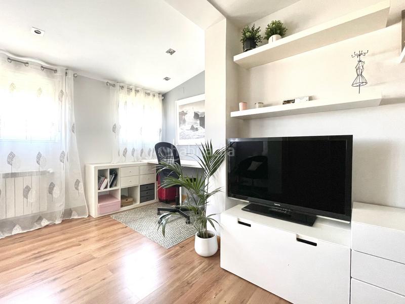 Foto 9c38583f-cd49-43f4-98c6-6a9640525774. Rent penthouse with heating parking in Estrella Madrid