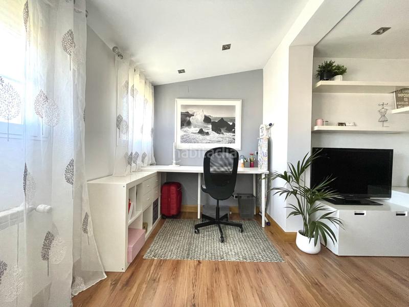 Foto 9e353bb7-2c19-4a59-ac6b-812e60813570. Rent penthouse with heating parking in Estrella Madrid
