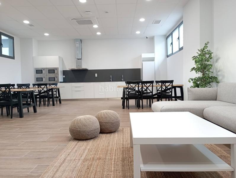 Foto 25410517-7173-4370-9a65-bc8560aa701c. Rent flat with parking in Malilla Valencia