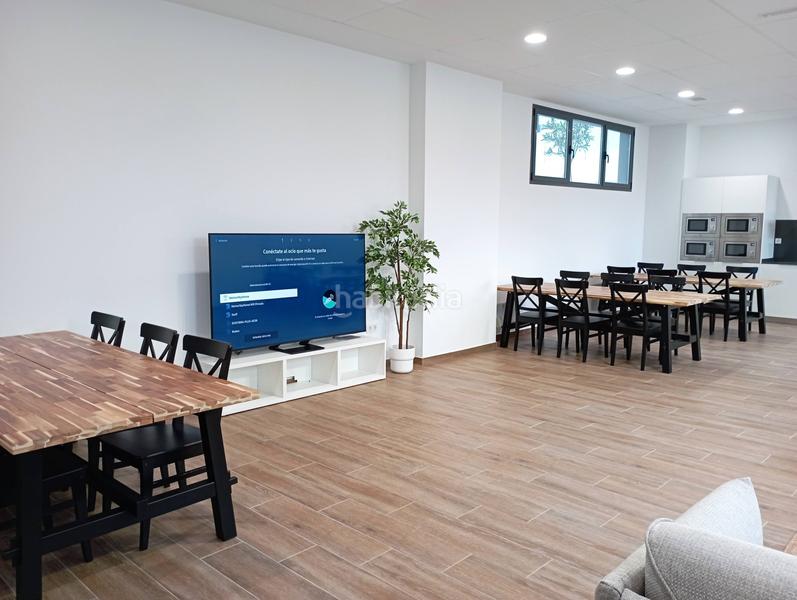 Foto 75d476e2-4a1a-4f58-9424-0f349b668761. Rent flat with parking in Malilla Valencia