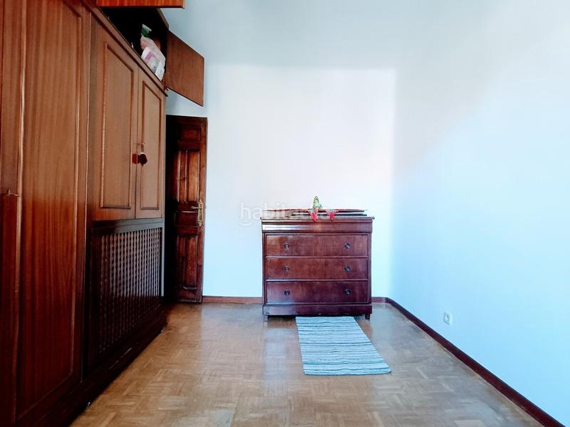 Foto a9a27d21-1bf5-4d78-b018-1e0cd36a04d8. Affitto casa in Fuente del Berro Madrid