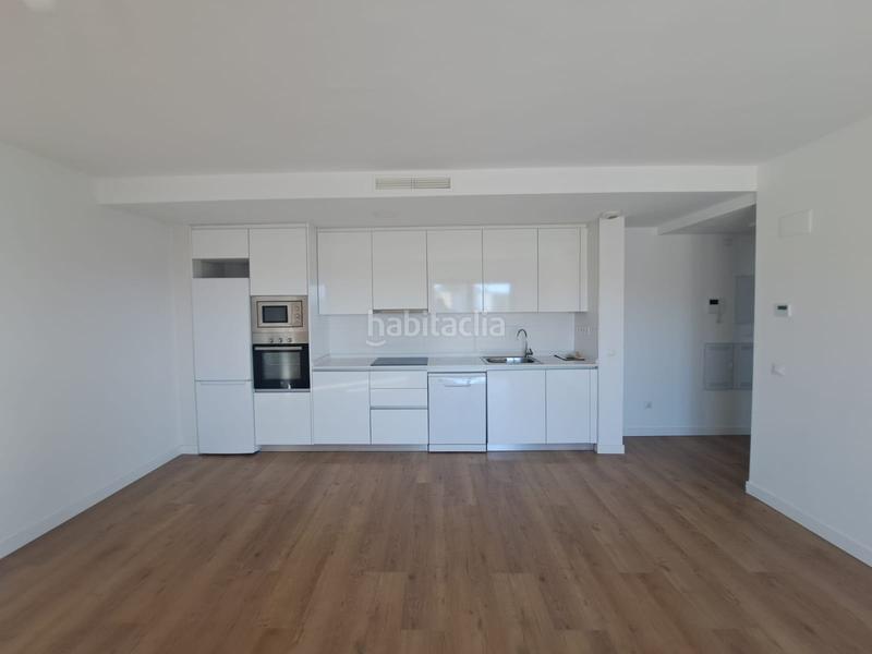 Foto f1093780-3d7a-4cf7-a553-cf17f5efccbe. Location appartement avec parking dans El Atabal Málaga