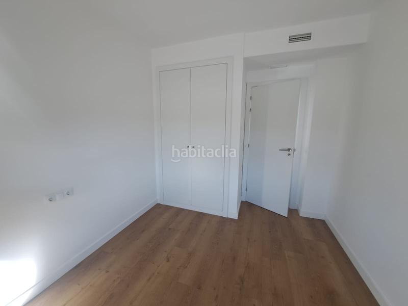 Foto 1b00e2b0-2e4c-4091-ad8f-cd407452420a. Rent flat with parking in El Atabal Málaga