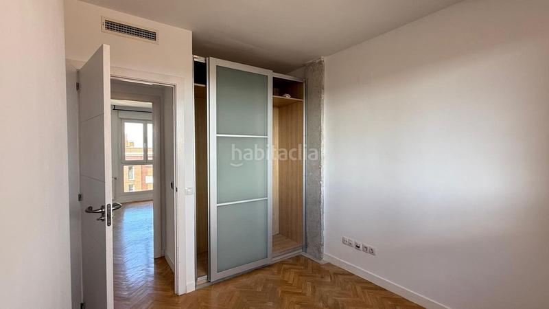 Foto 3e794e93-ef4a-45e2-8385-562e8aa29aa6. Rent penthouse with heating parking in Sanchinarro Madrid