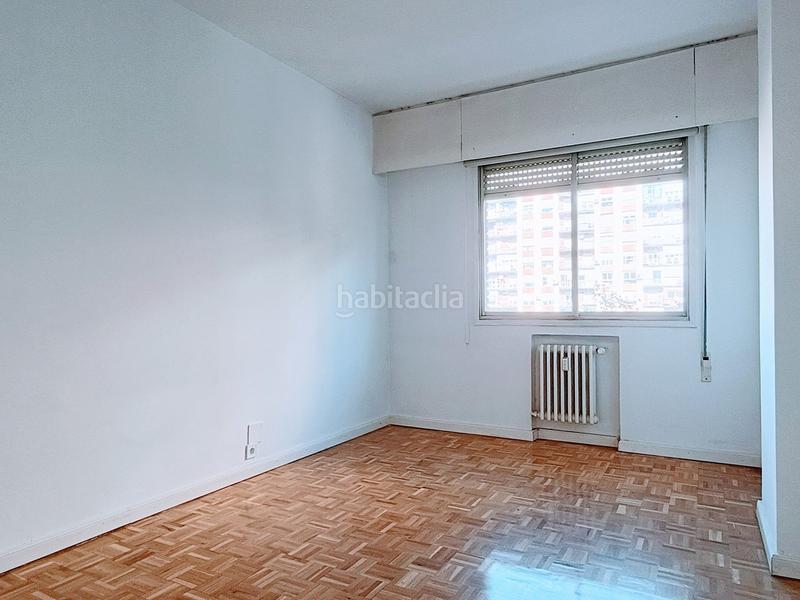 Foto 0734bcf8-6d9d-4855-a8d4-c3c95eb1949b. Location appartement avec chauffage dans Sol Madrid