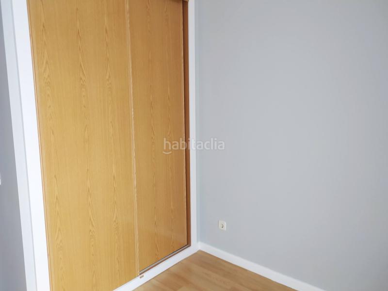 Foto f1ec6f3a-cd62-4345-aff3-ae1e3420ce09. Miete etagenwohnung mit heizung parking in Norte Alcobendas