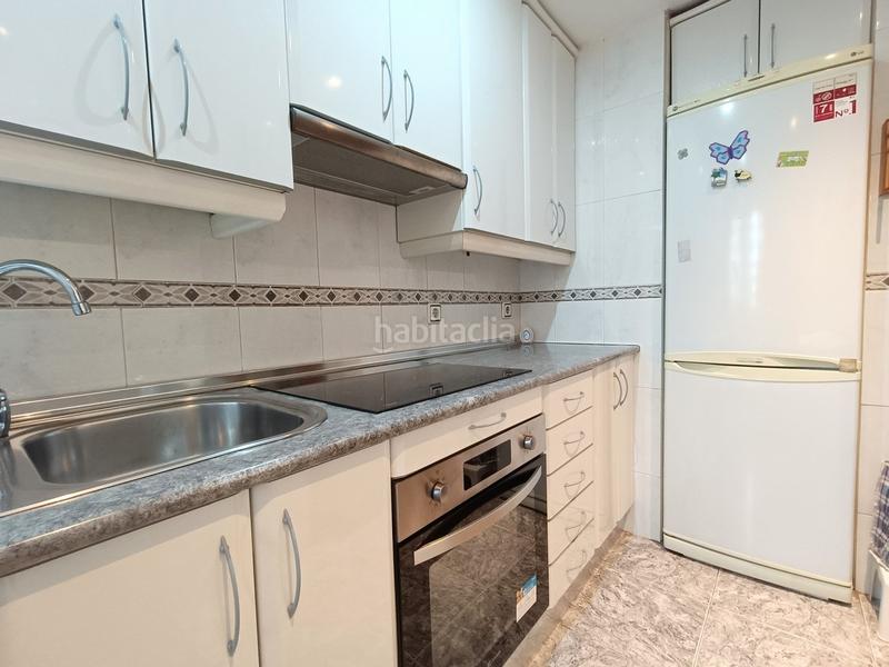 Foto 47253255-c4d5-4a6c-bf10-939a93e8e6be. Rent flat with heating parking in Vinateros Madrid