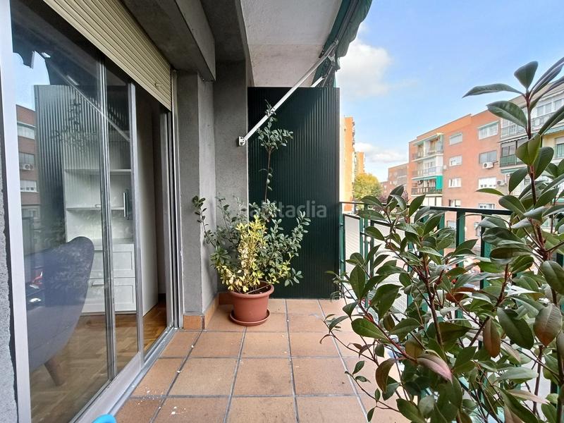 Foto 14bad489-d12b-441e-a122-abe980458650. Alquiler piso en Vinateros Madrid