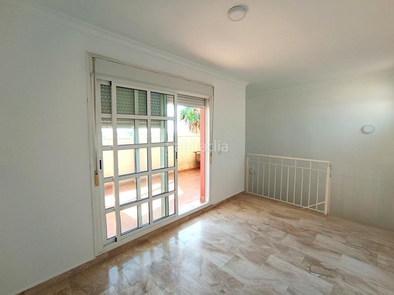 Foto 1bb75de4-1305-4f04-b1d7-dbf58bcd80c8. Rent semi detached house with parking in Chilches