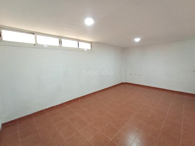 Foto 3eb37e55-7f26-4dcc-b44d-d494ca0a5825. Rent semi detached house with parking in Chilches